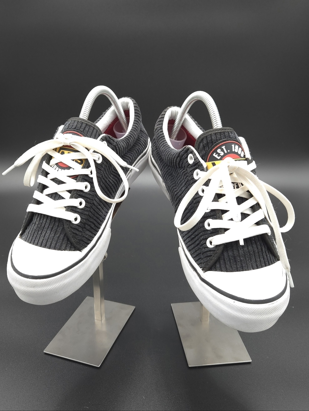 Vans Heritage Corduroy Platform Sneaker Black White "Est. 1966" Women 7.5